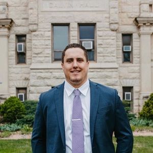 Meet your Posher, Logan